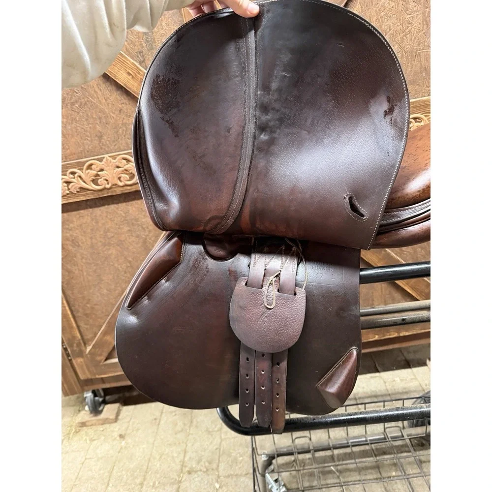 Antares Evolution Close Contact Jump Saddle 17